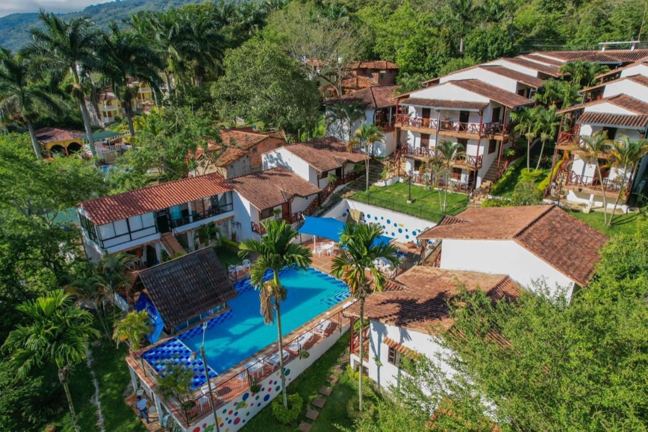 Hotel Verano Resort San Gil Exterior photo