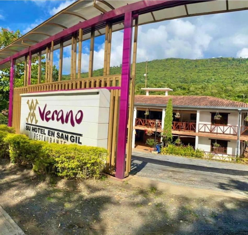 Hotel Verano Resort San Gil Exterior photo